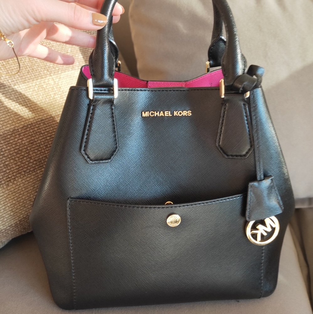 MK Greenwich Large Grab Bag - Picture 13 of 16
